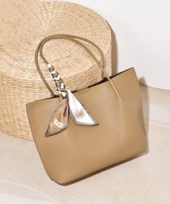 01 Fashion Commuter Large Capacity Totes Women's All-match